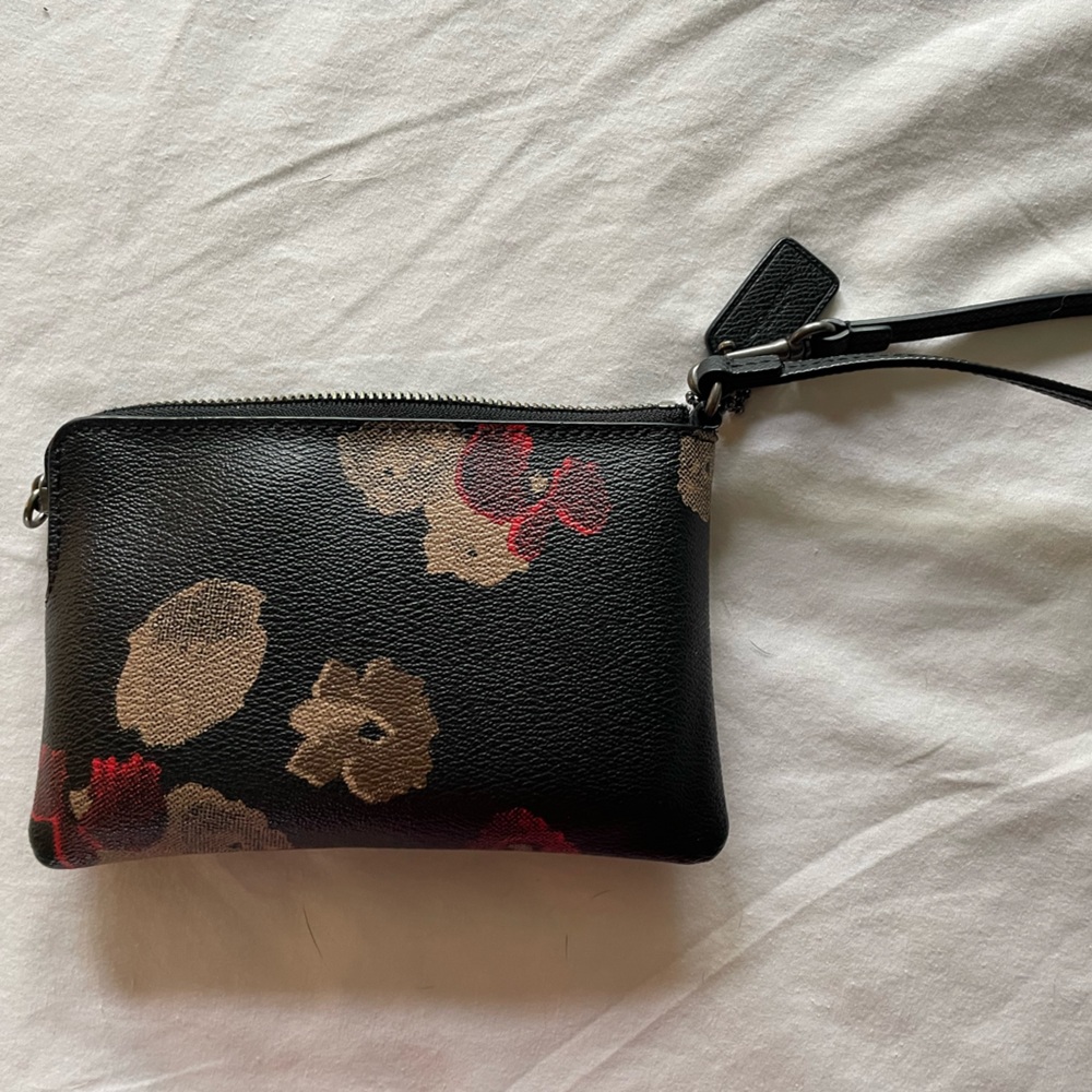 Coach wristlet - Picture 2 of 3